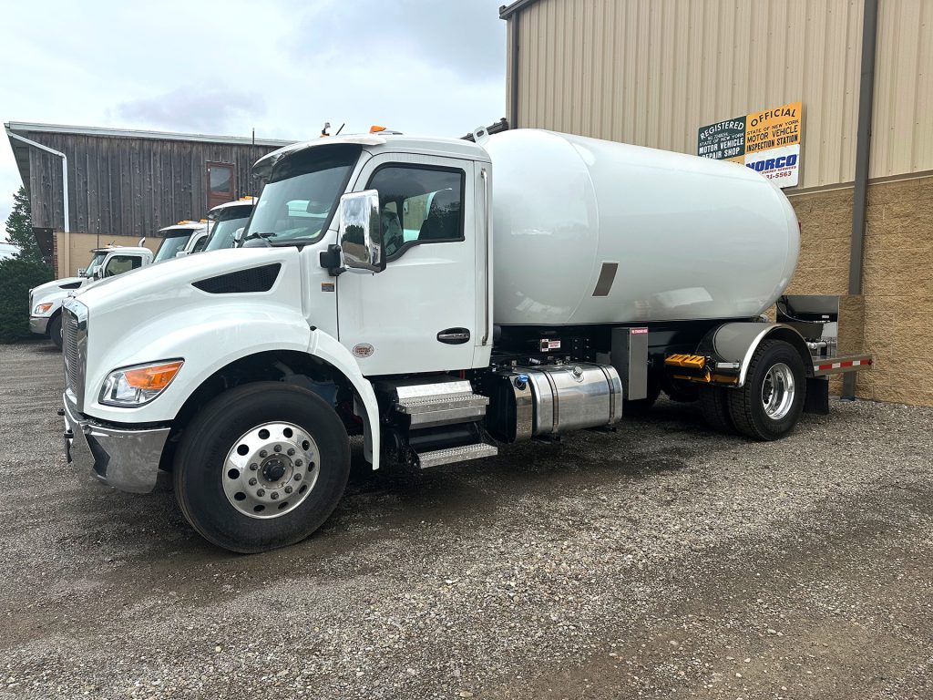 Propane Bobtail Truck